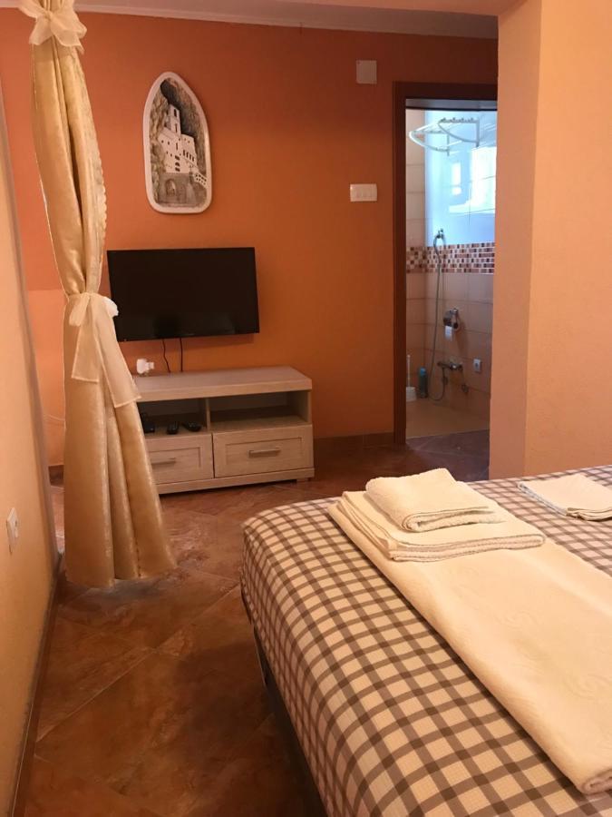 אוטייהא Holiday Home Orange מראה חיצוני תמונה