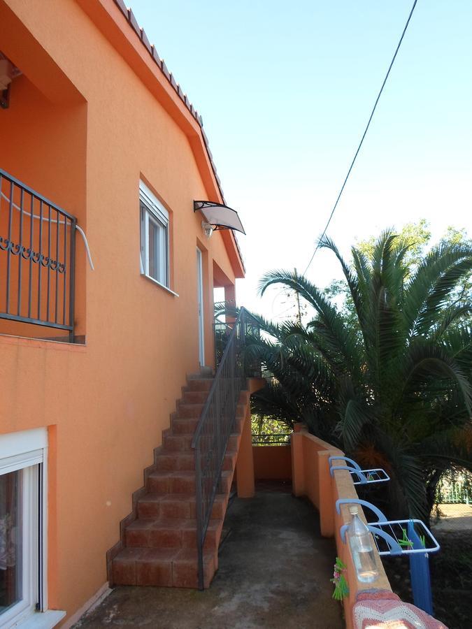 אוטייהא Holiday Home Orange מראה חיצוני תמונה