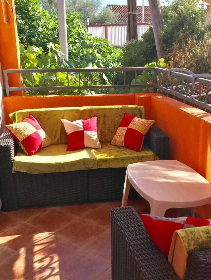 אוטייהא Holiday Home Orange מראה חיצוני תמונה
